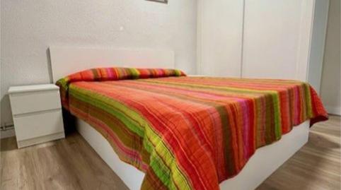 Piso de alquiler en Calle de la Isla de Arosa, 35, Peñagrande, Madrid - imagen 2 Foto 2 de Piso de alquiler en Calle de la Isla de Arosa, 35, Peñagrande, Madrid