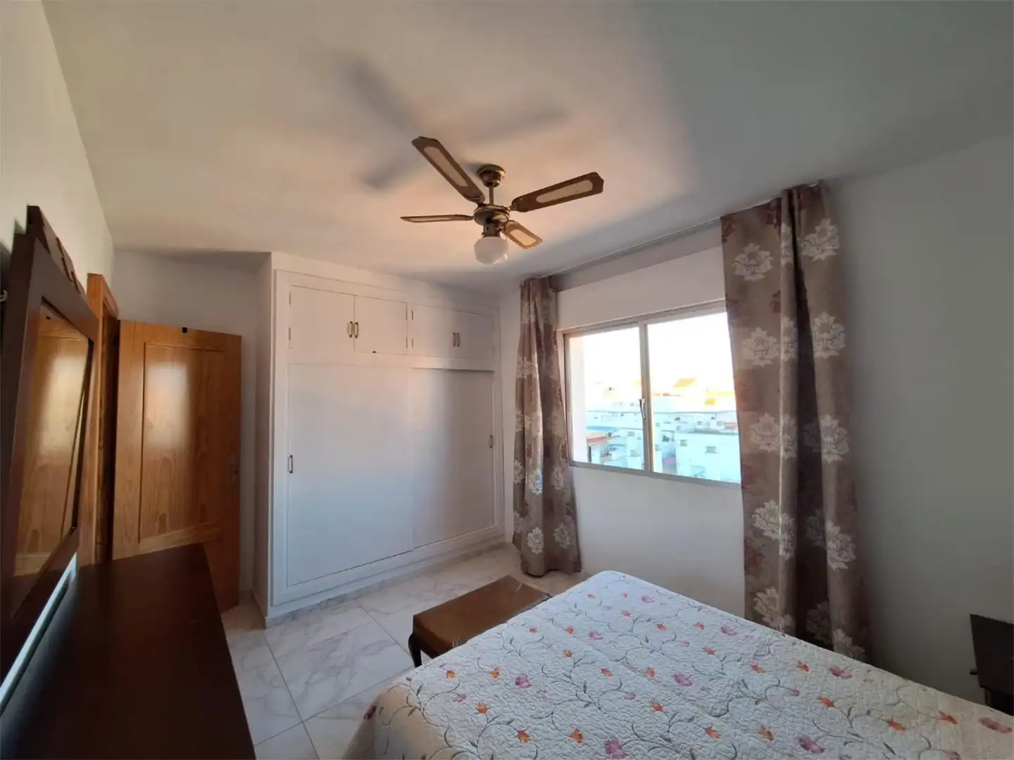 Bedroom of Apartments for share in Estepona  with Furnished, Oven and Washing machine