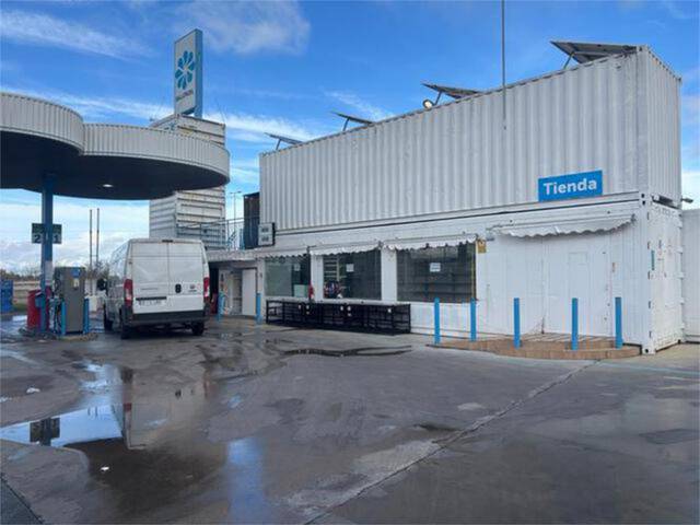 Local comercial en Alquiler en Carretera de Sevilla - Los Montitos