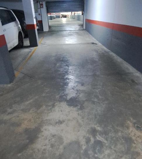 Photo 1 of Garage to rent in Calle Bartolomé de Medina, 1, Alfalfa - Santa Cruz, Sevilla