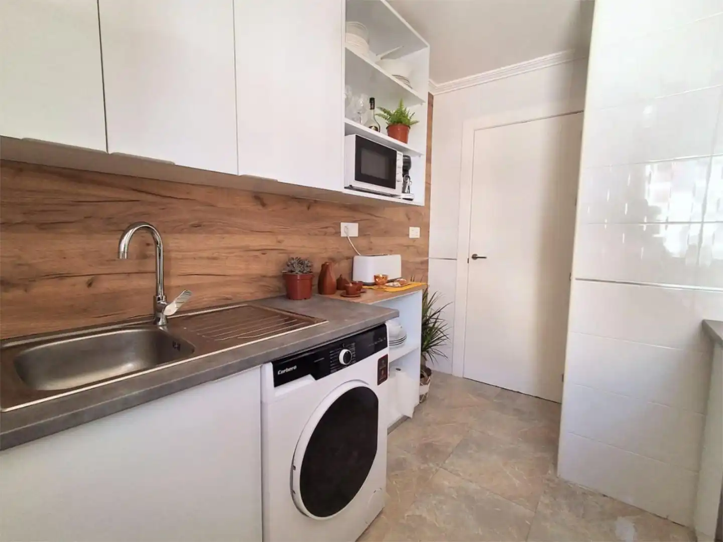 Flat for sale in Avenida de Andalucía, 36, Albuñol Kitchen of Flat for sale in Albuñol with Air Conditioner, Heating and Private garden