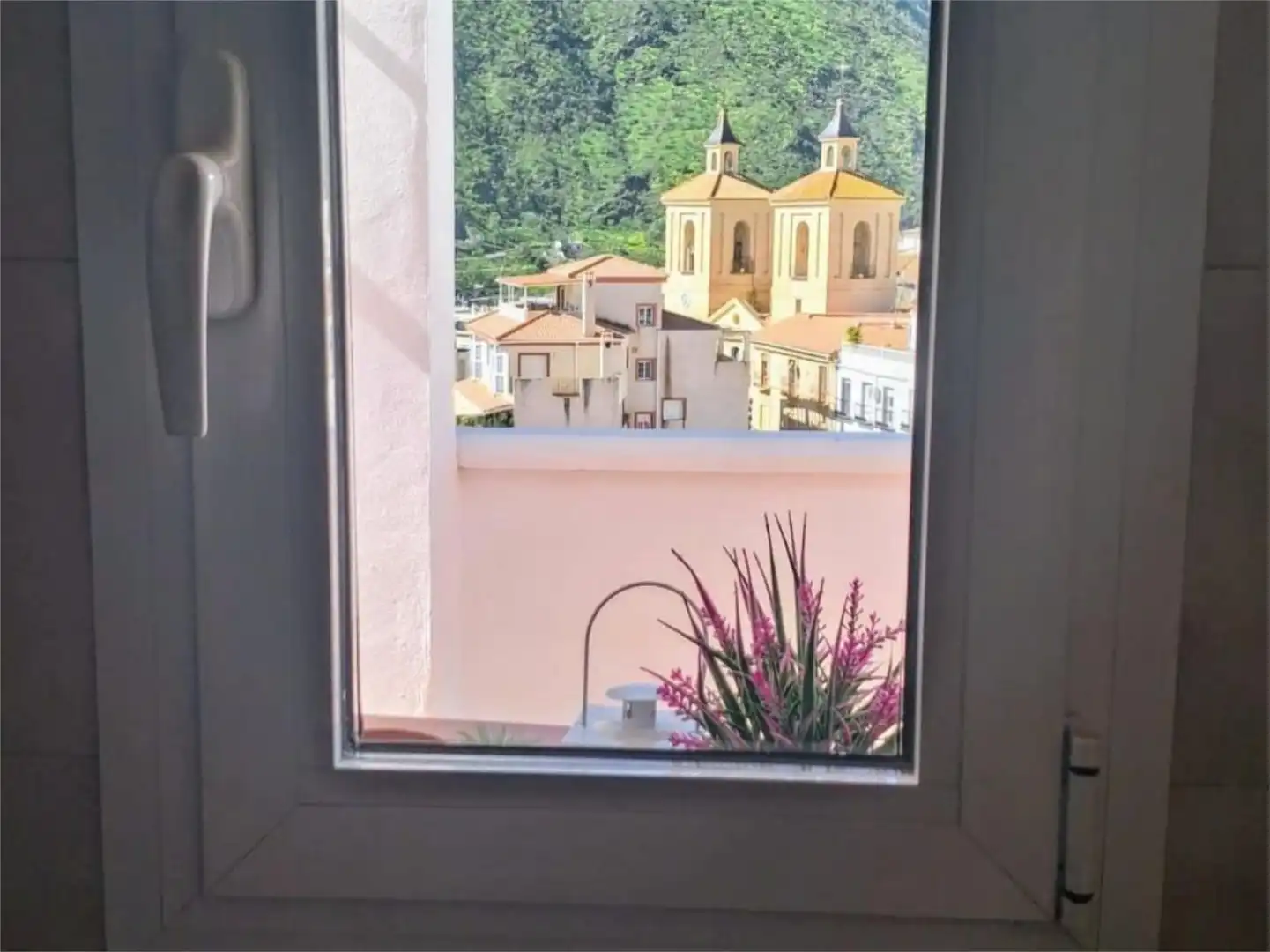Flat for sale in Avenida de Andalucía, 36, Albuñol Exterior view of Flat for sale in Albuñol with Air Conditioner, Heating and Private garden