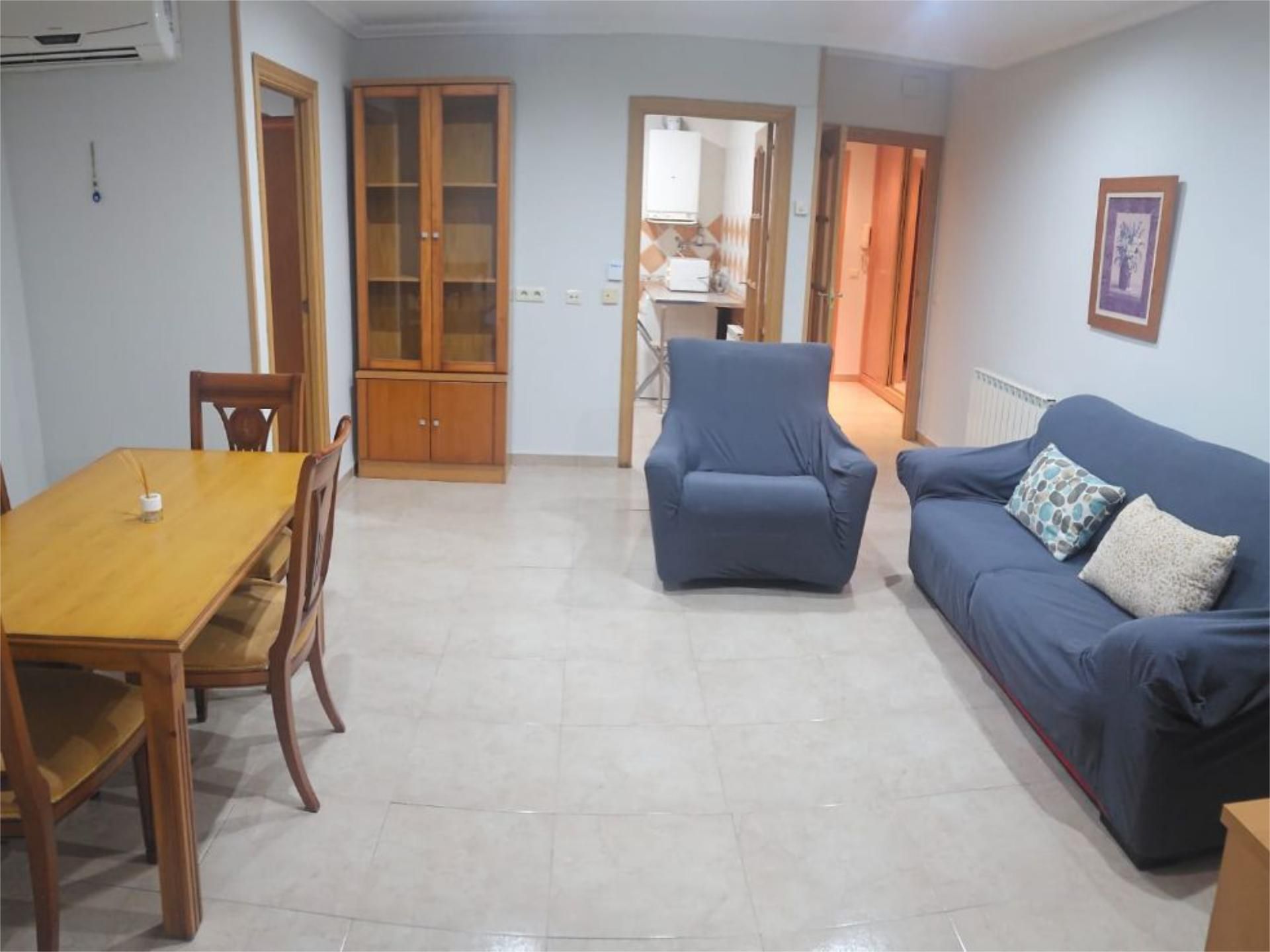 Piso de alquiler en Calle San Francisco, 17, Tomelloso Sala de estar de Piso de alquiler en Tomelloso con Aire acondicionado, Calefacción y Amueblado