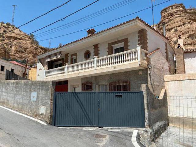 Casa-chalet en Venta en Marchal