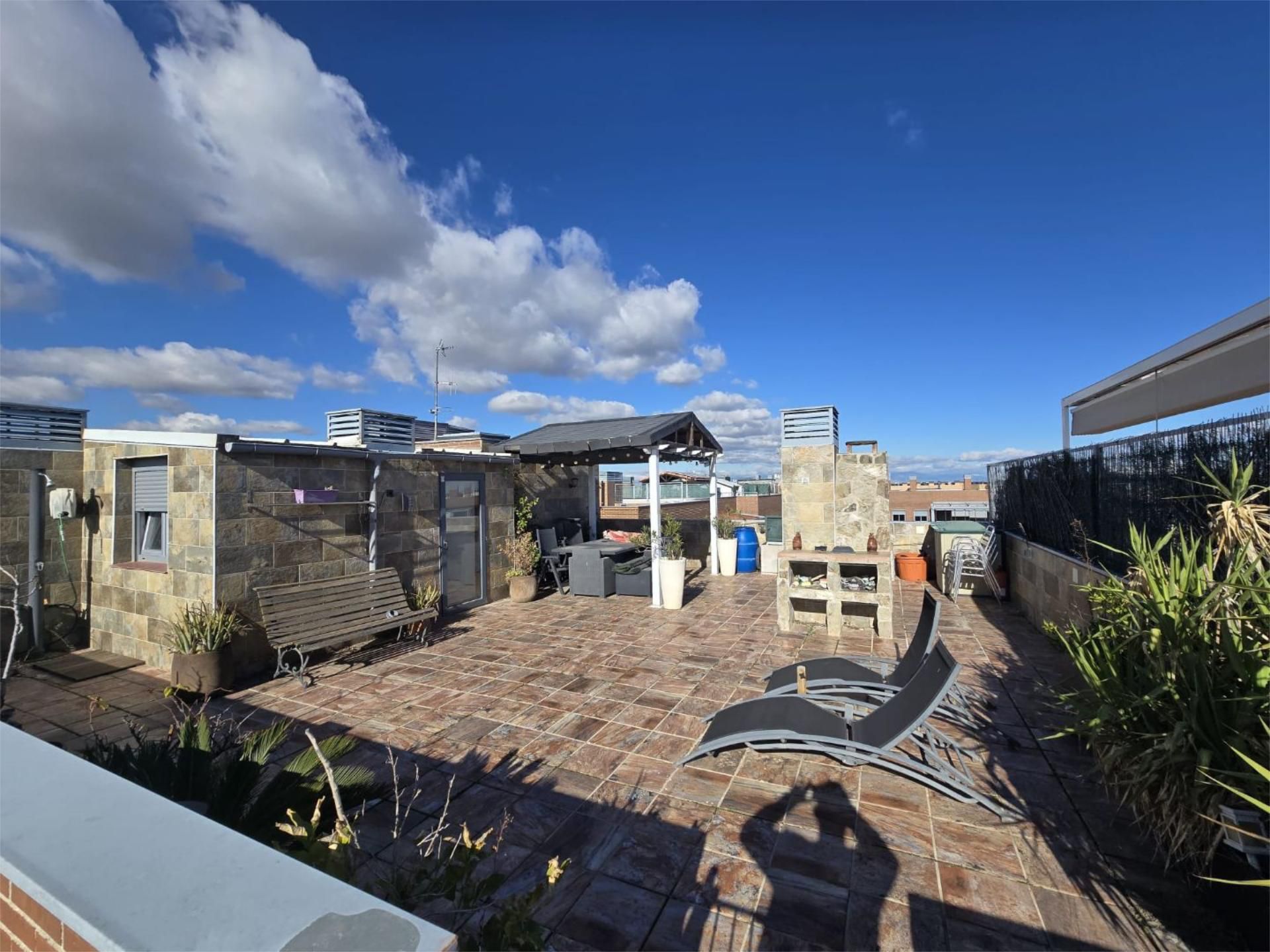 Attic for sale in Calle Río Danubio, 2, San Nicasio Terrace of Attic for sale in Leganés with Air Conditioner, Heating and Parquet flooring