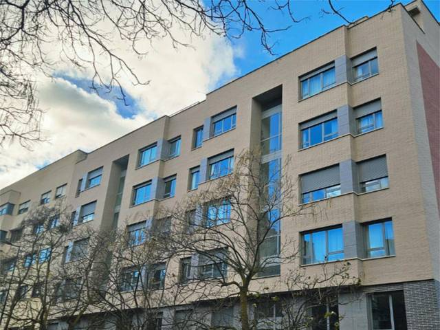 Piso en Alquiler en Calle del Doctor Sánchez Villares, 6 en Arturo Eyries