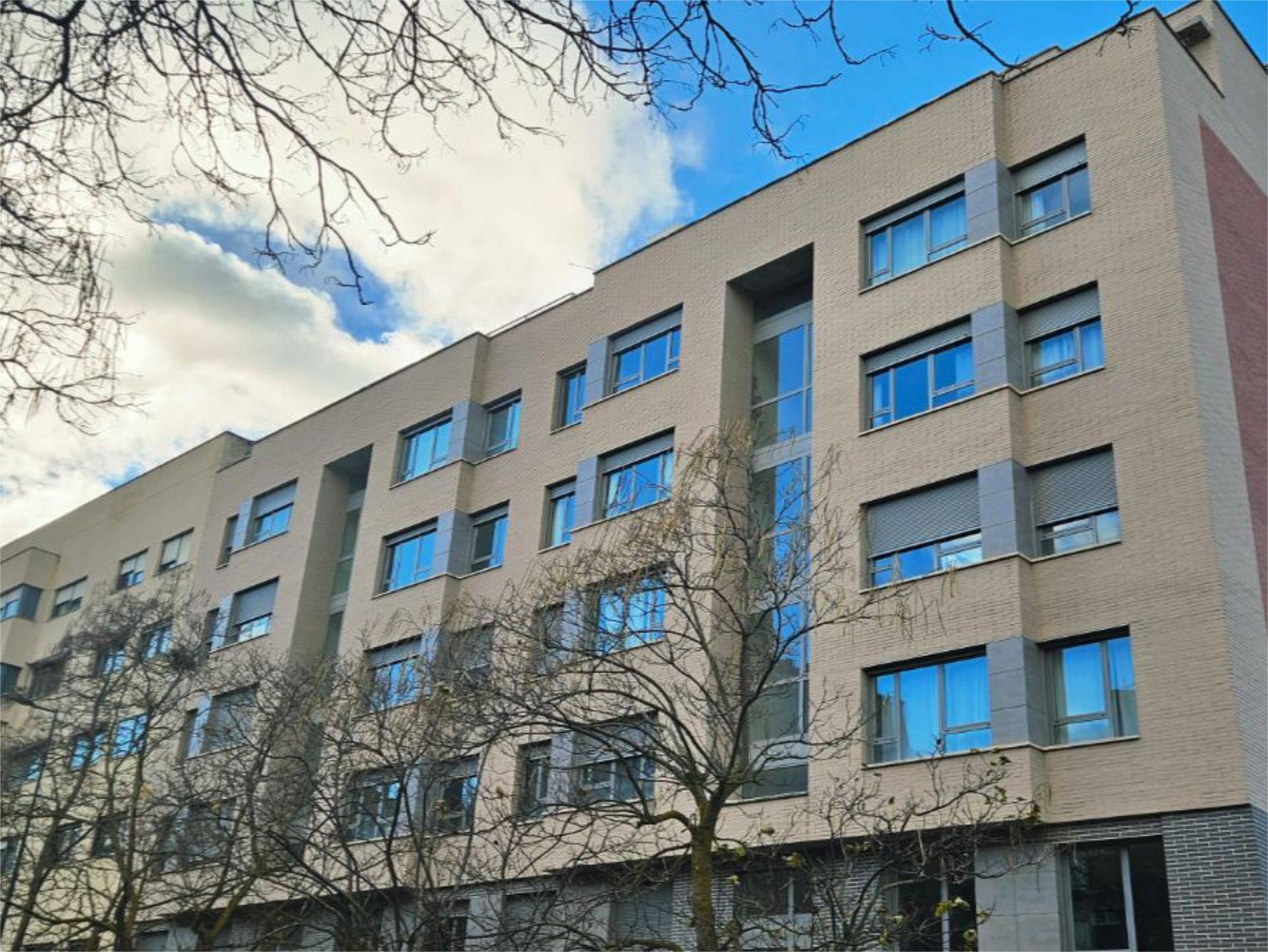 Flat to rent in Calle del Doctor Sánchez Villares, 6, Arturo Eyries Exterior view of Flat to rent in Valladolid Capital with Heating, Parquet flooring and Terrace