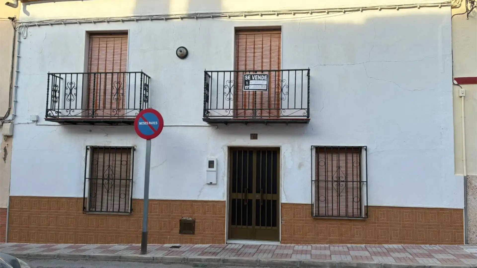 Vista exterior de Casa adosada en venta en Arjonilla con Terraza y Balcón