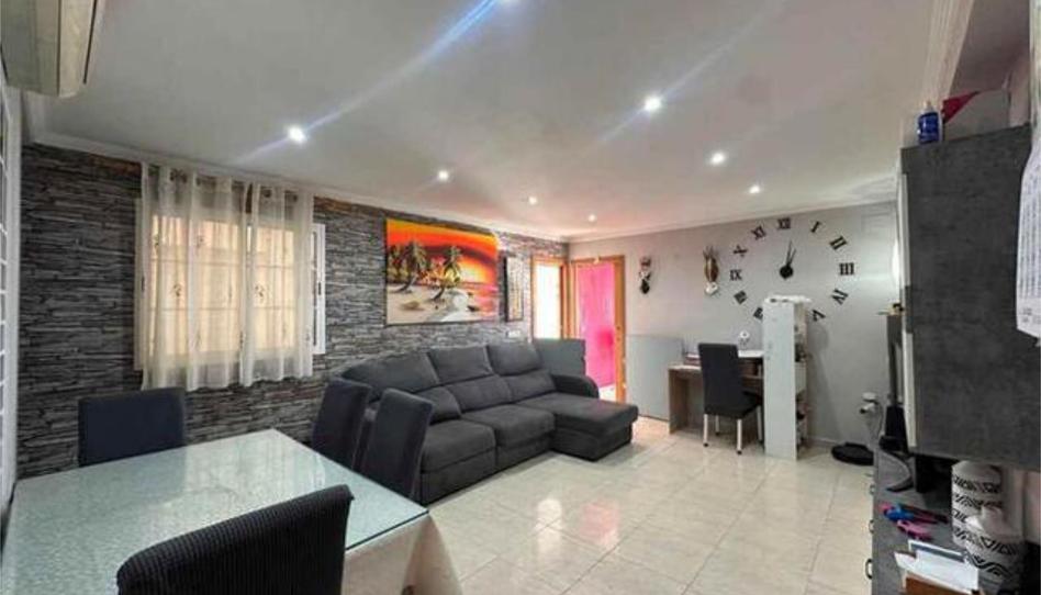 Flat to rent in L'Alcúdia, Valencia - image 1 Photo 1 of Flat to rent in L'Alcúdia, Valencia