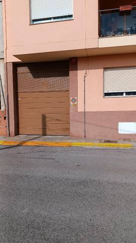 Garaje en Alquiler en Carrer de la Senia, 77 en Moncófar Pueblo