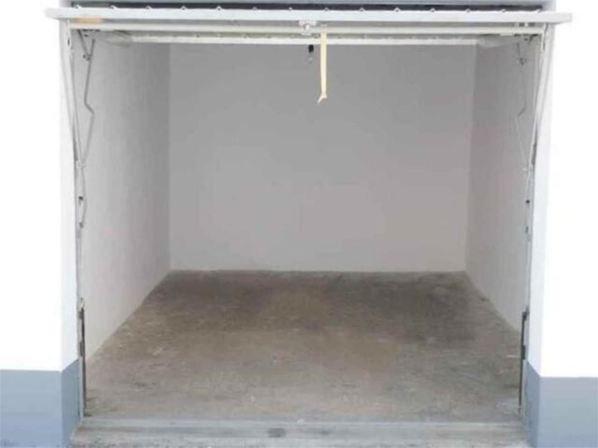 Garage to rent in San Fernando