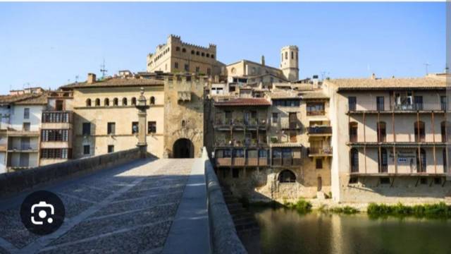 Piso en Alquiler en Avenida Hispanidad, 30 en Valderrobres