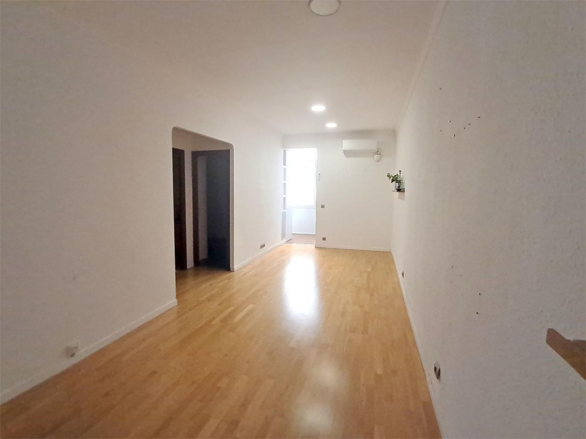 Sala d'estar de Pis en venda en  Barcelona Capital amb Aire condicionat