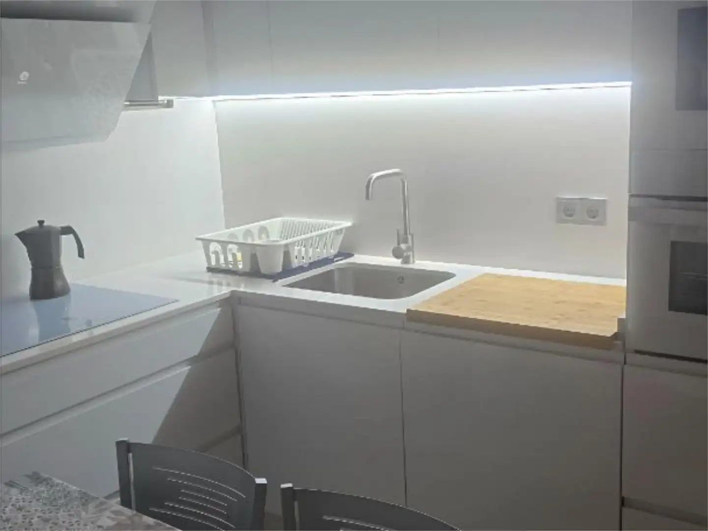 Piso en venta en Calle de la Ronda, 9, Centro Cocina de Piso en venta en Castro-Urdiales con Calefacción, Parquet y Amueblado
