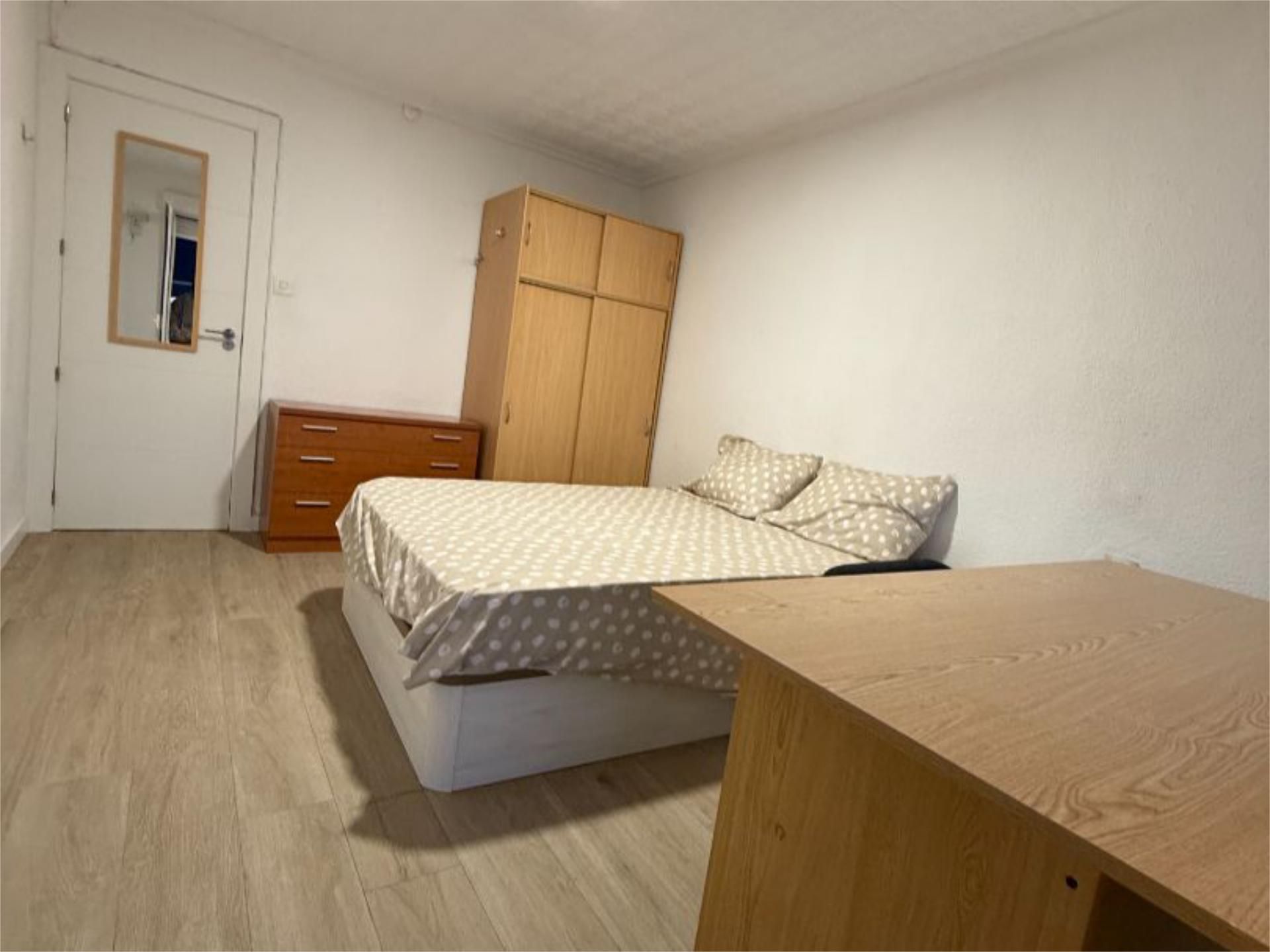 Bedroom of Flat to share in San Vicente del Raspeig / Sant Vicent del Raspeig  with Furnished and Balcony