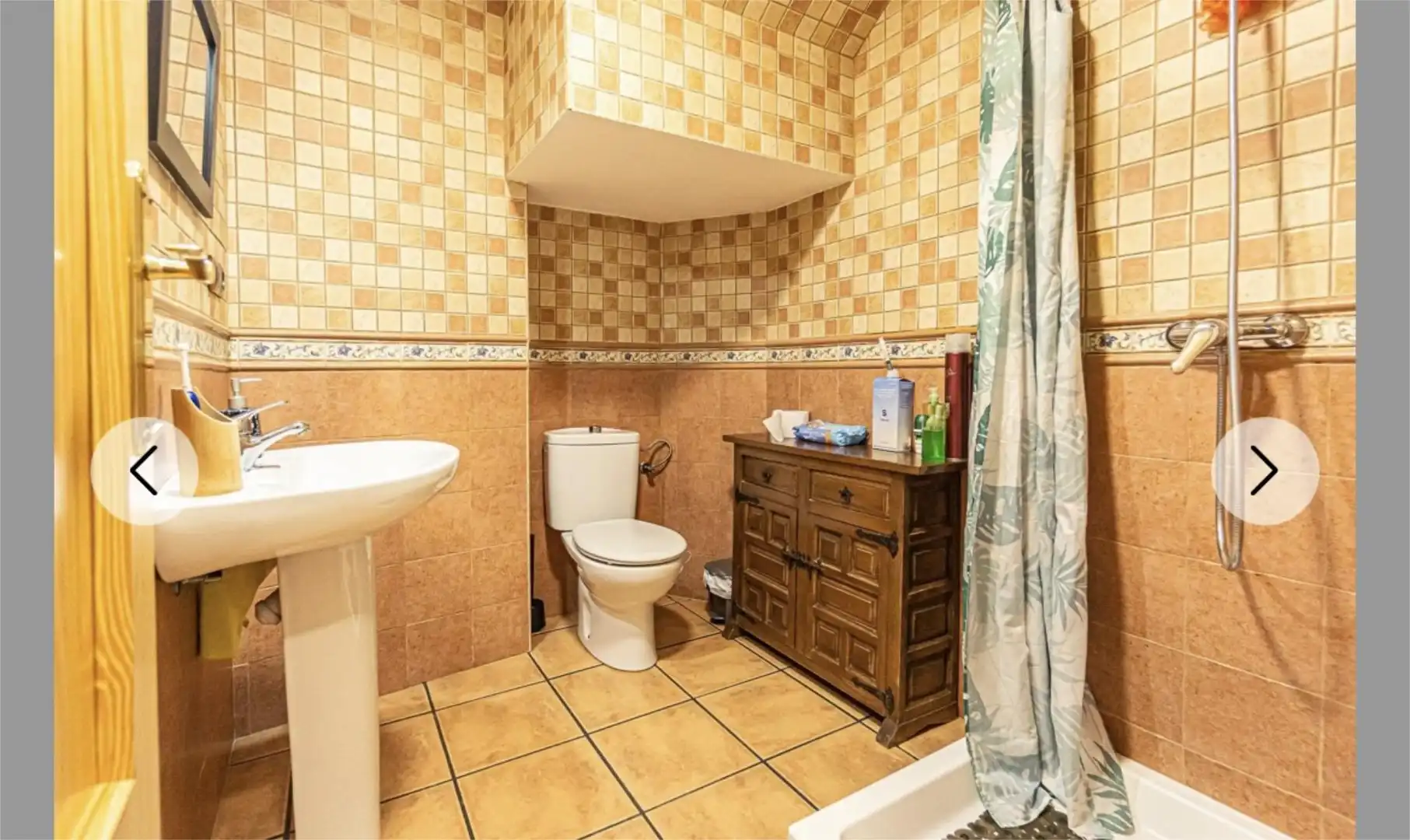 Casa adosada en venta en Calle Almeria, 12, Montillana Baño de Casa adosada en venta en Montillana con Aire acondicionado, Calefacción y Terraza