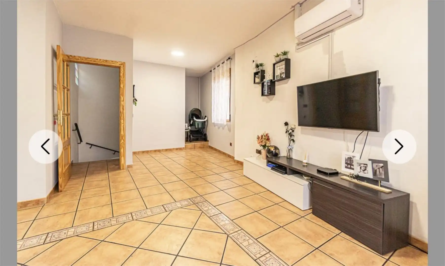 Casa adosada en venta en Calle Almeria, 12, Montillana Sala de estar de Casa adosada en venta en Montillana con Aire acondicionado, Calefacción y Terraza