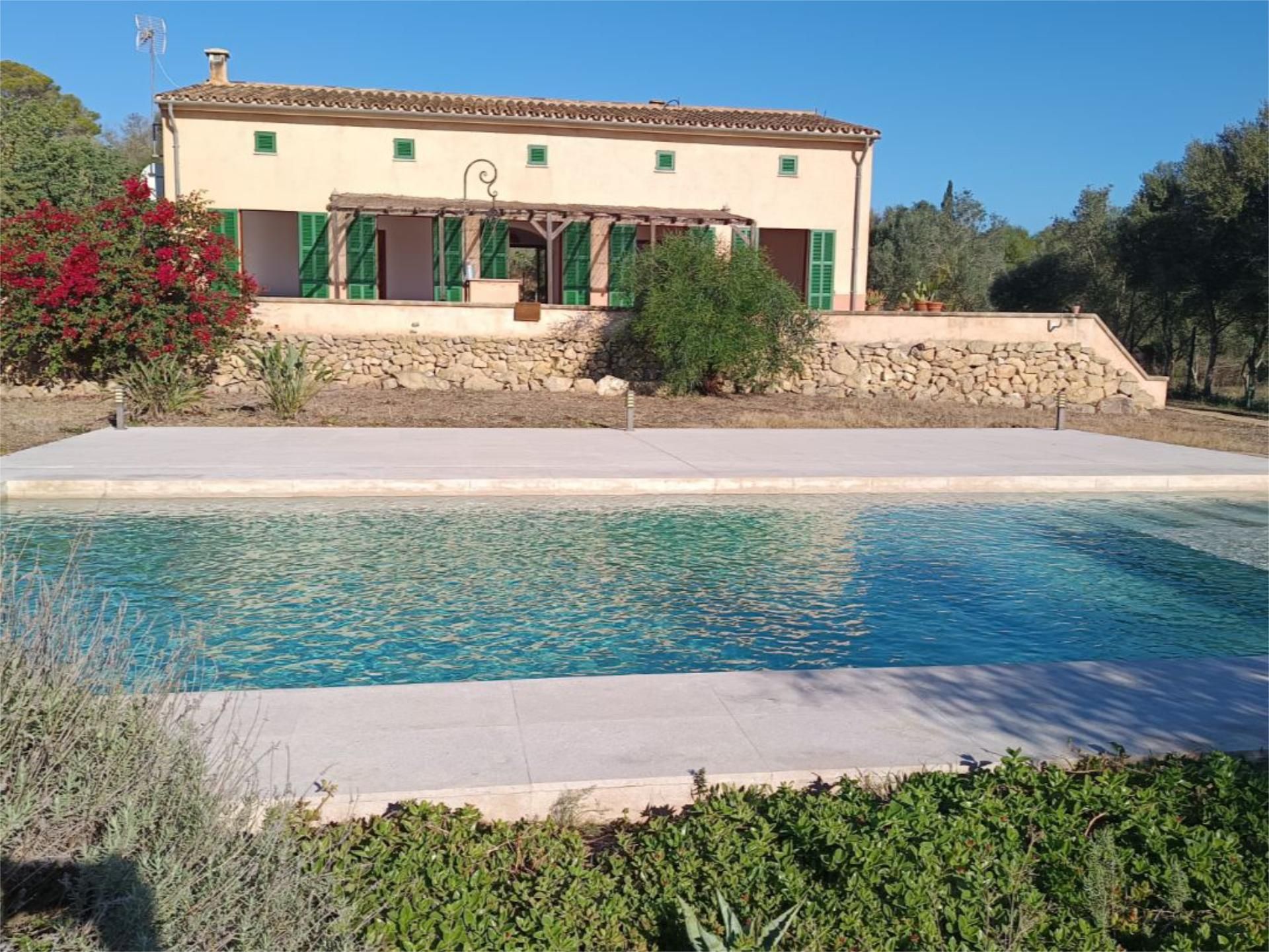 Swimming pool of House or chalet to rent in Sineu  with Air Conditioner, Heating and Private garden