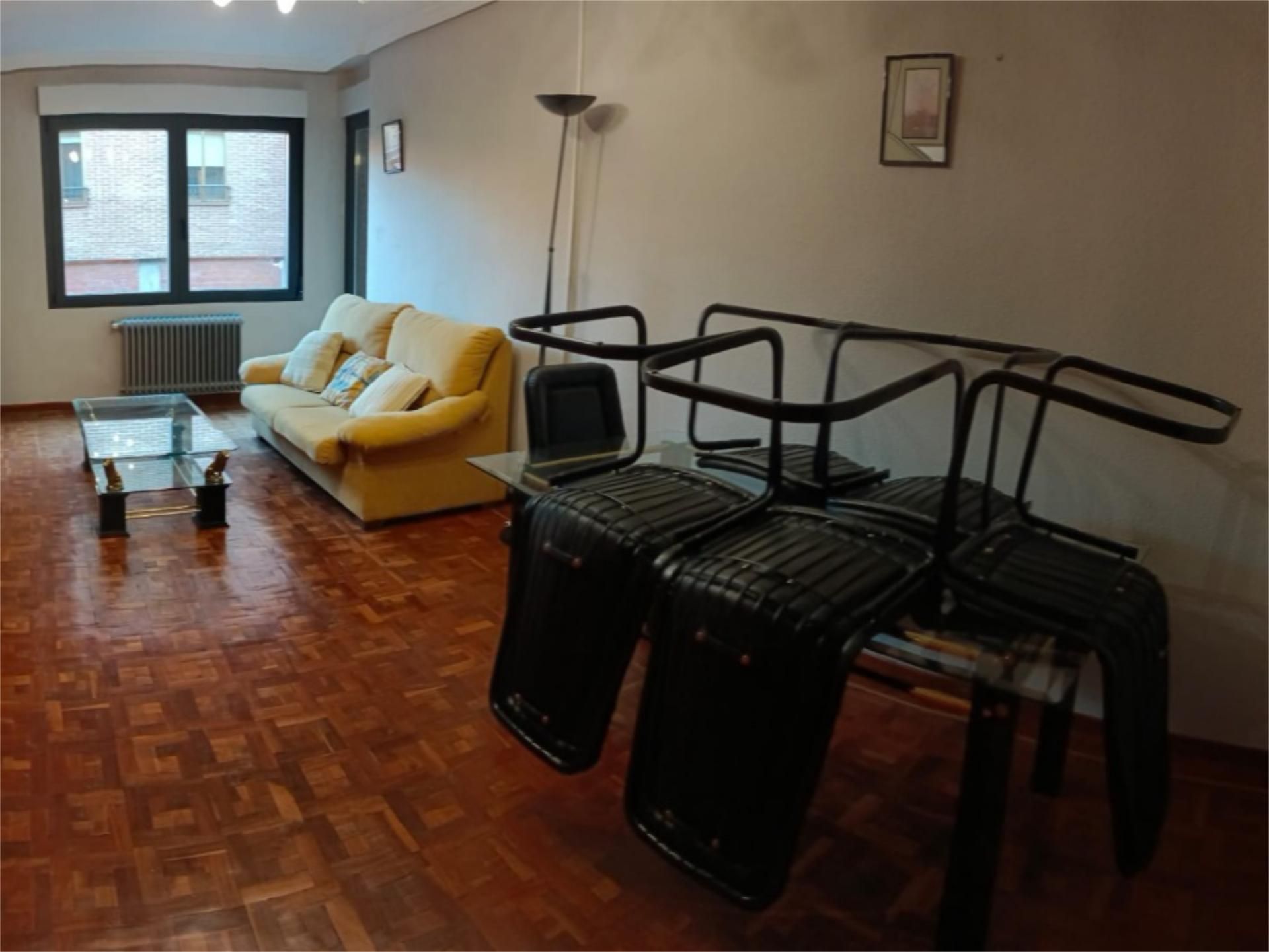 Flat to rent in Calle Carlos III, 14, Alba de Tormes Flat to rent in Alba de Tormes with Heating, Terrace and Furnished