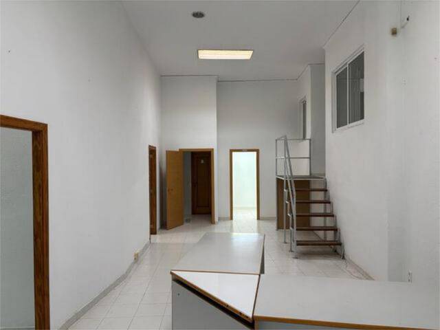 Local comercial en Alquiler en Tavernes de la Valldigna