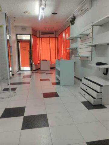 Local comercial en Alquiler en Castillo de Locubín