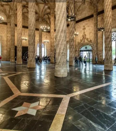 Planta baja to rent in Carrer de Betlem, 5, El Mercat, Valencia - image 2 Photo 2 of Planta baja to rent in Carrer de Betlem, 5, El Mercat, Valencia