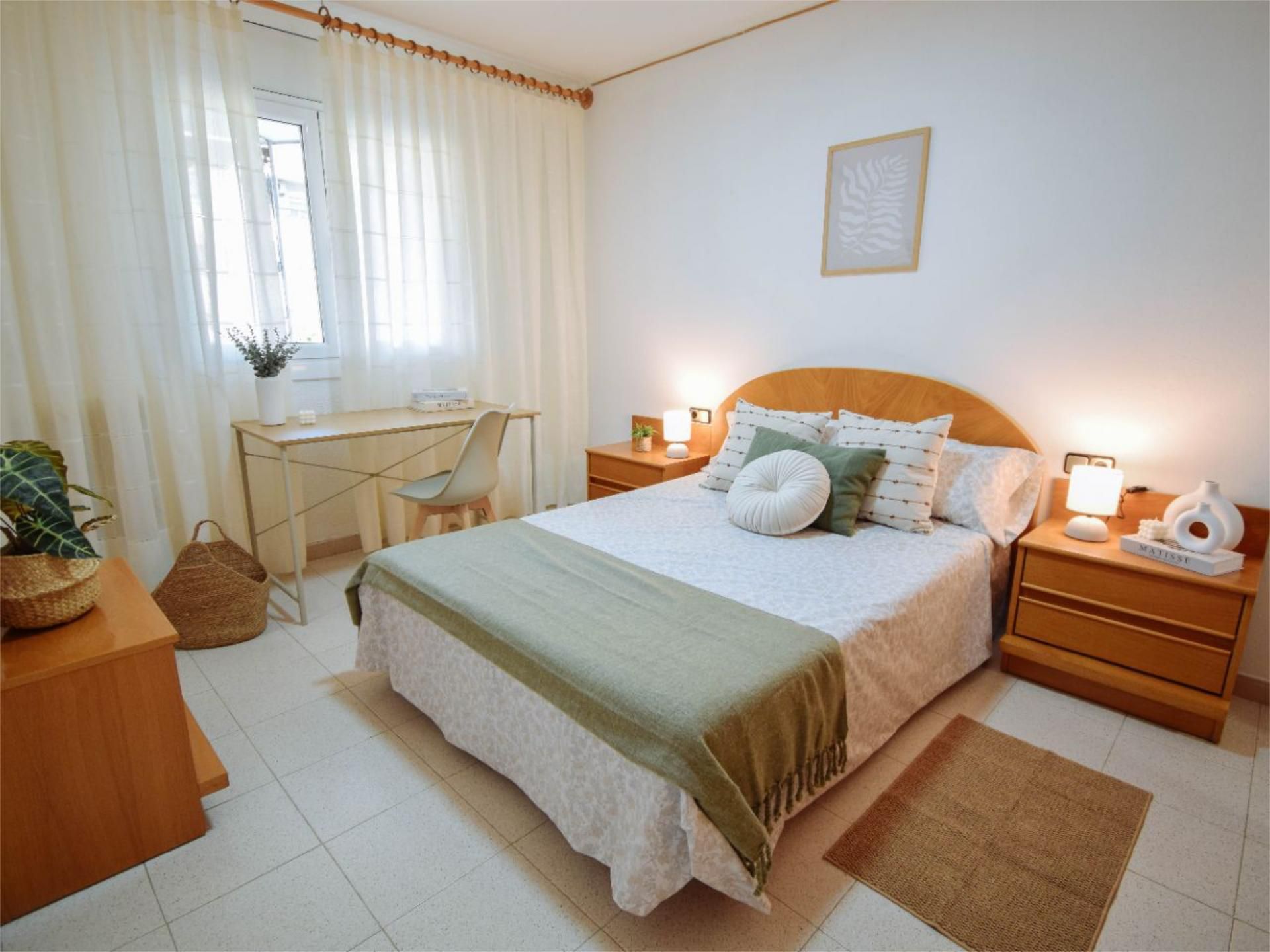 Flat to share in Carrer del Riu Ebre, 9, Cappont