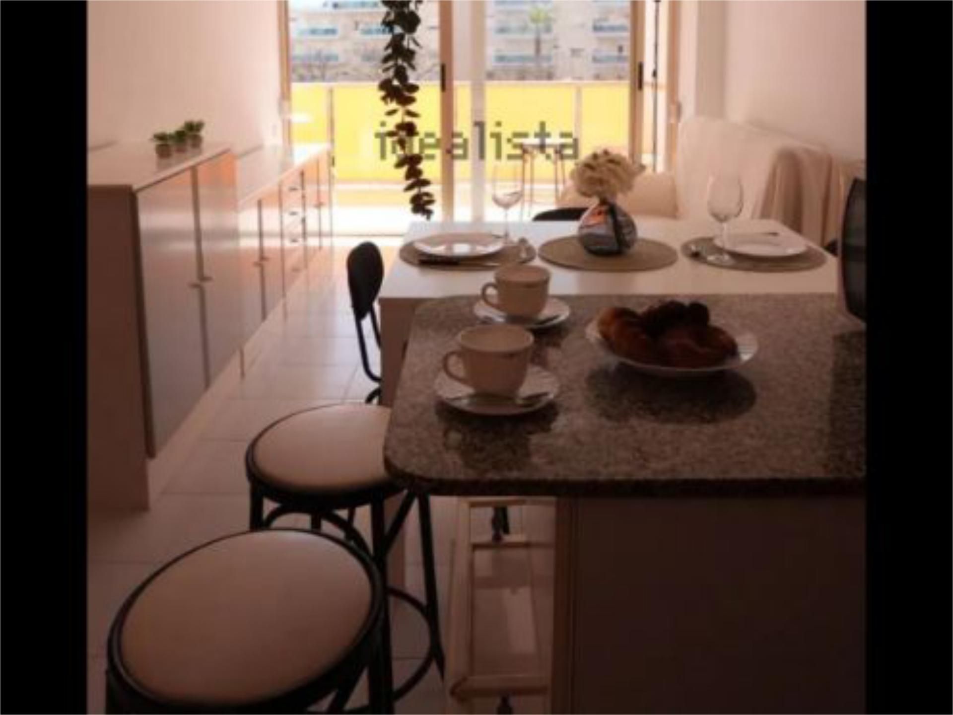 Flat to rent in Carrer d'Amadeu Vives, 41, La Pineda Dining room of Flat to rent in Vila-seca with Swimming Pool, Furnished and Balcony