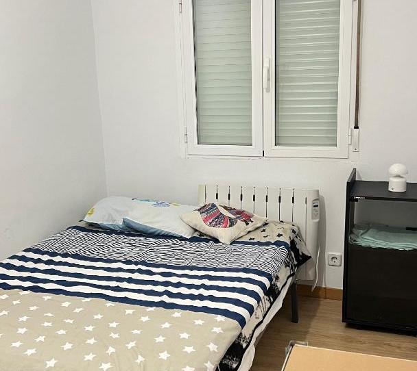 Flat to share in Calle de la Virgen del Rosario, 4e, El Álamo, Madrid - image 1 Photo 1 of Flat to share in Calle de la Virgen del Rosario, 4e, El Álamo, Madrid