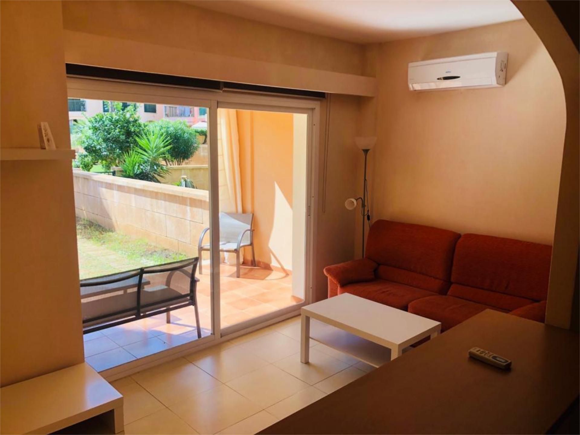 Garden of Flat to rent in Llucmajor  with Air Conditioner, Heating and Private garden