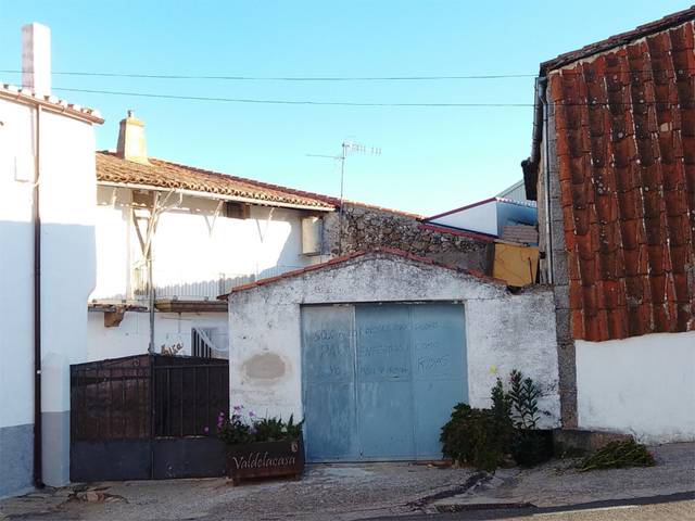 Casa-chalet en Venta en Calle de los Mesones, 23 en Valdelacasa