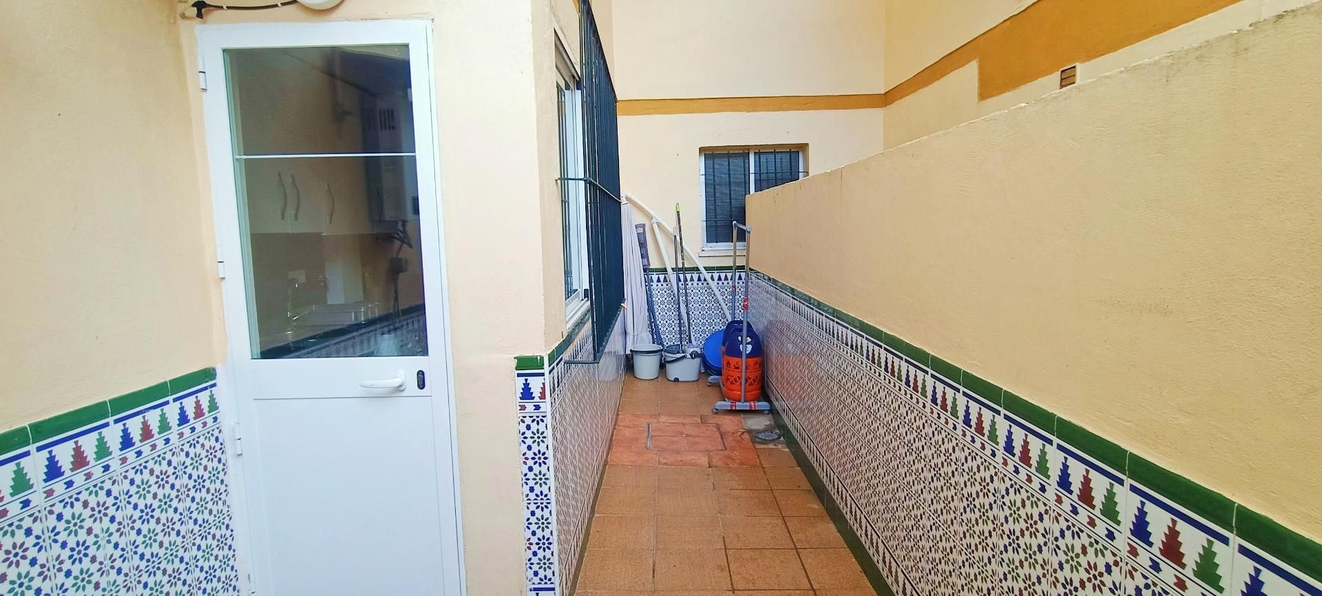 Flat to rent in Jerez de la Frontera  with Air Conditioner, Heating and Furnished