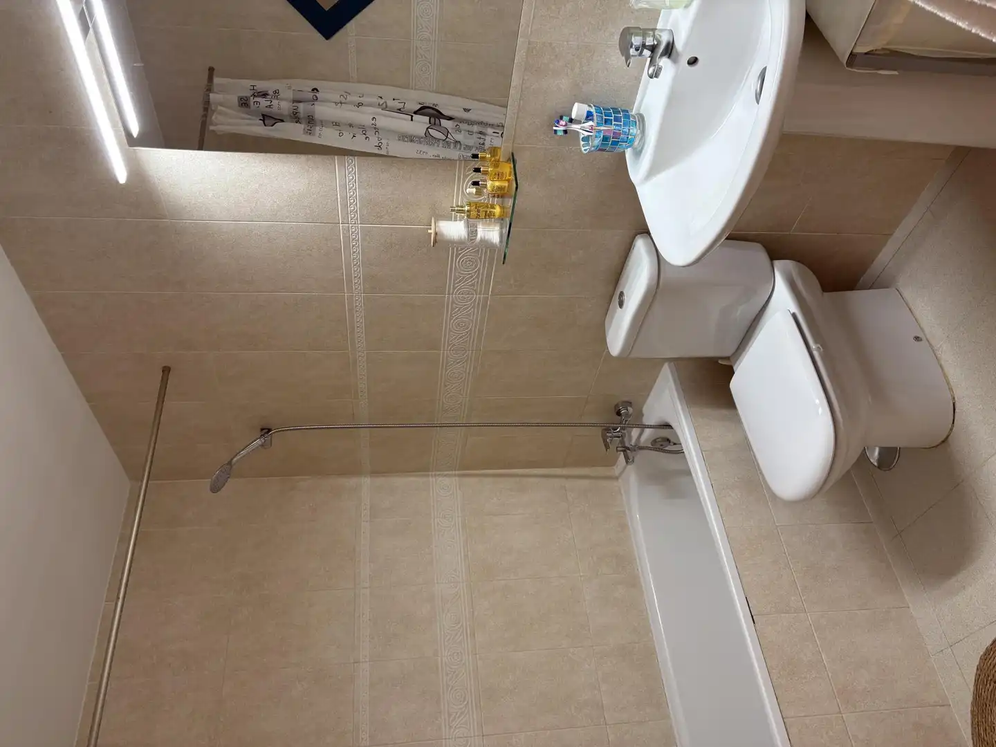 Bany de Pis en venda en Fuengirola amb Aire condicionat, Terrassa i Piscina