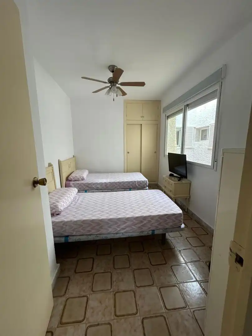 Room in Plaza Bohemia, 2, Zona Galúa - Calnegre