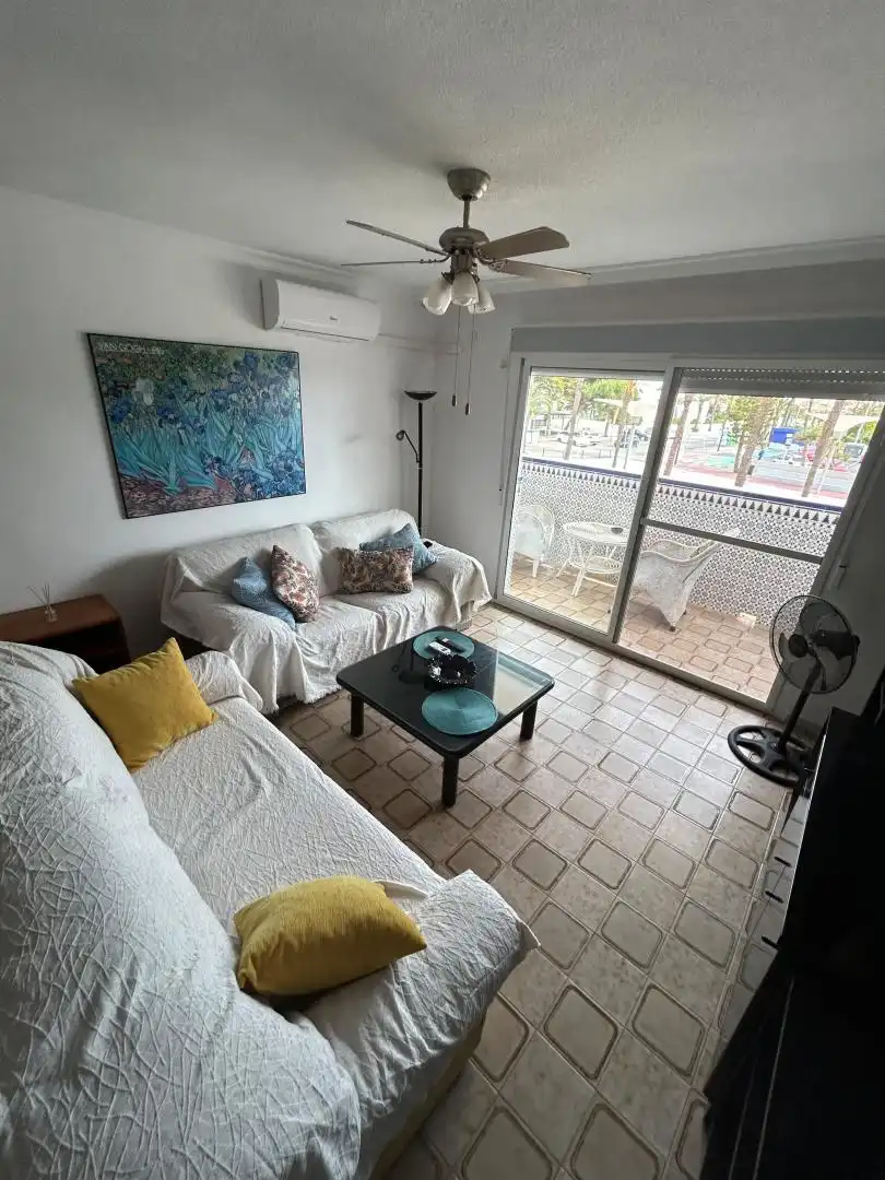 Room in Plaza Bohemia, 2, Zona Galúa - Calnegre