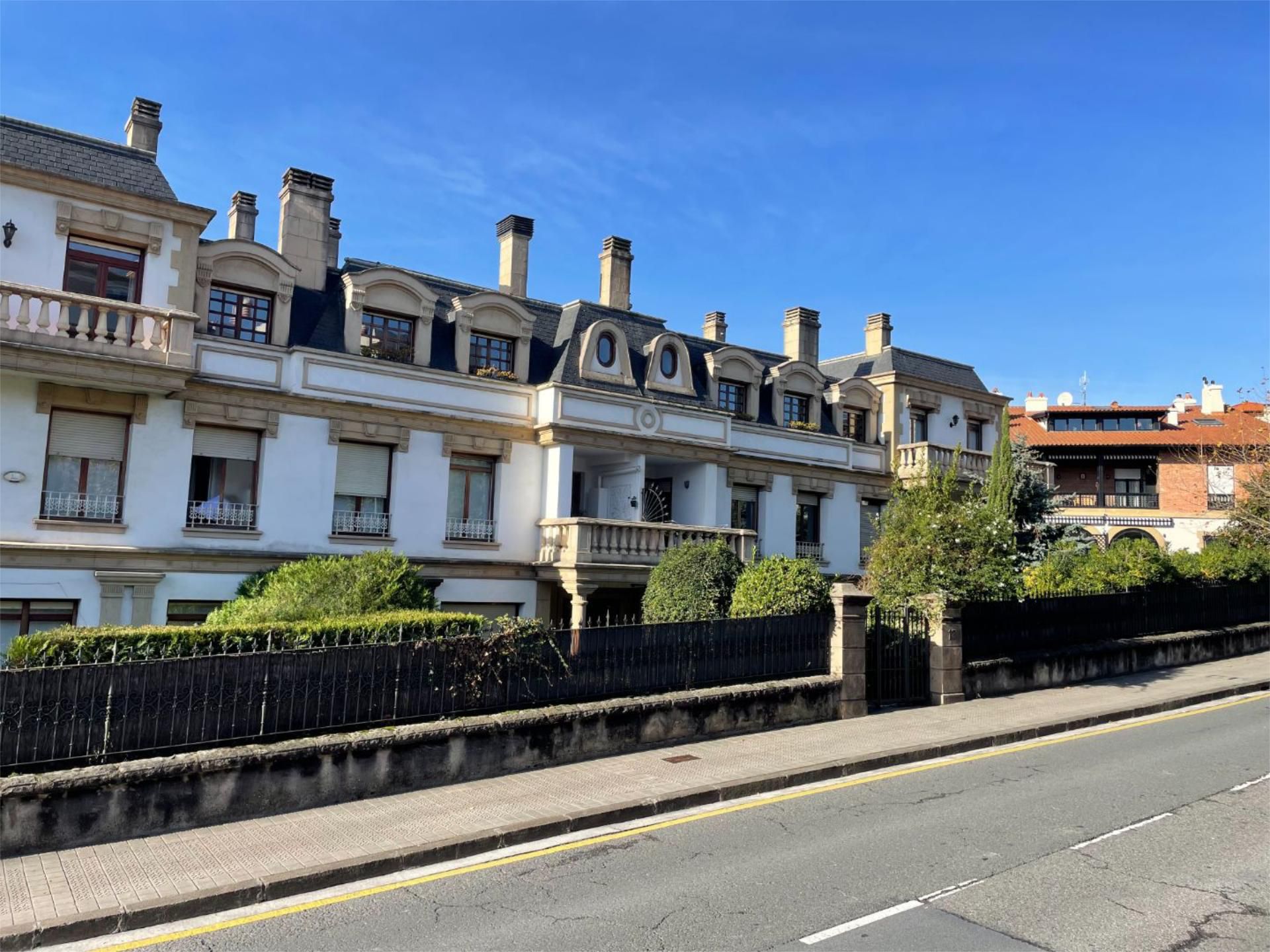 Exterior view of Flat for sale in Getxo   with Heating, Terrace and Storage room