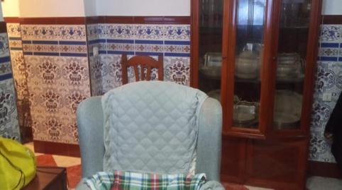 Foto 2 de Casa adosada en venda a Calle Nueva, 52, Paradas, Sevilla