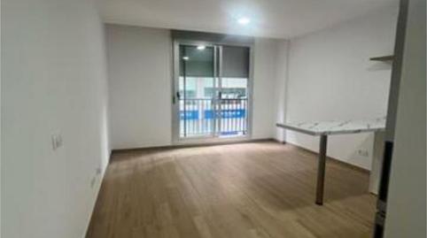 Loft to rent in Arenales - Lugo - Avda. Marítima, Las Palmas - image 3 Photo 3 of Loft to rent in Arenales - Lugo - Avda. Marítima, Las Palmas