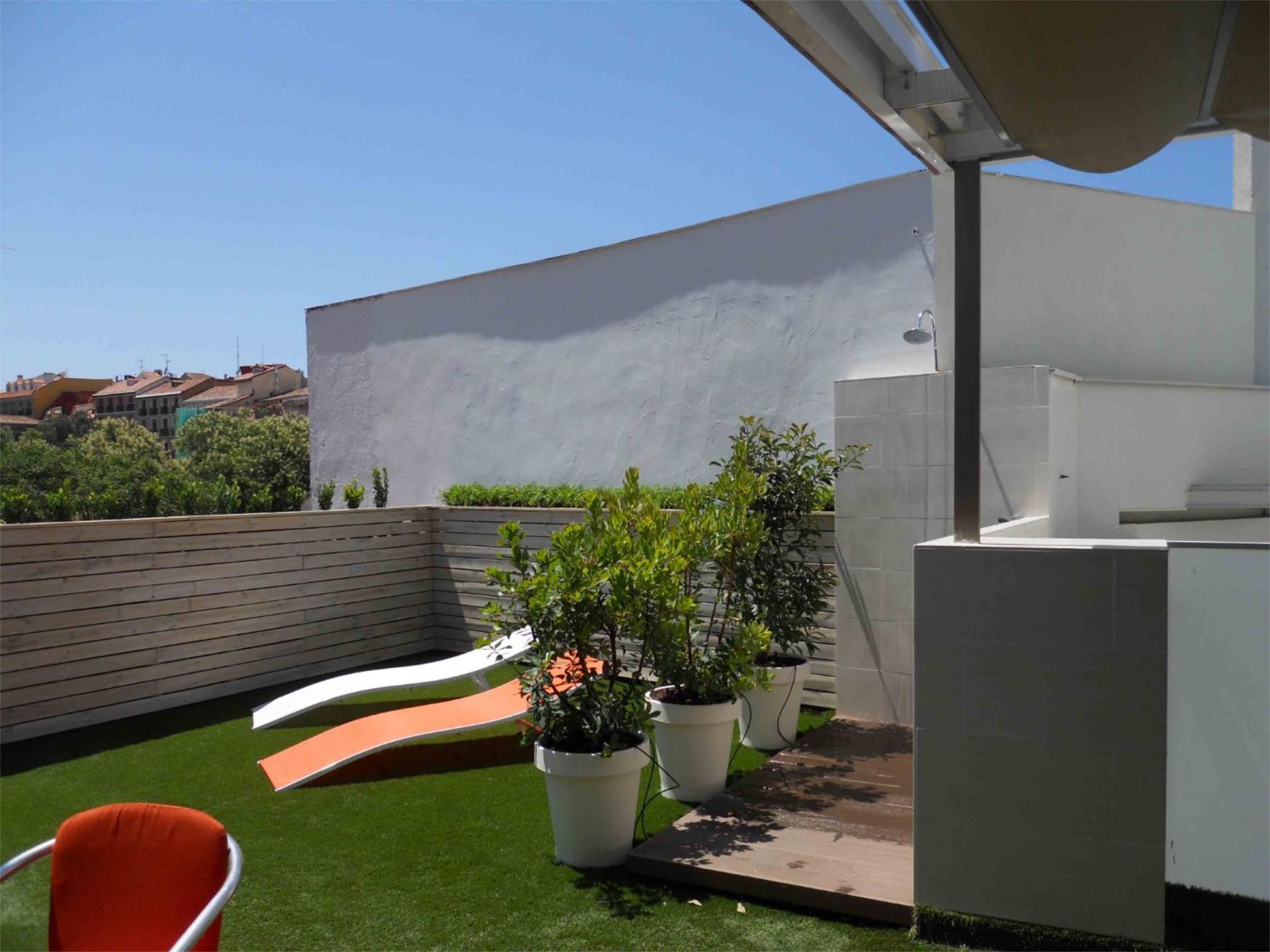 Terrace of Apartment to rent in  Madrid Capital  with Air Conditioner, Parquet flooring and Furnished