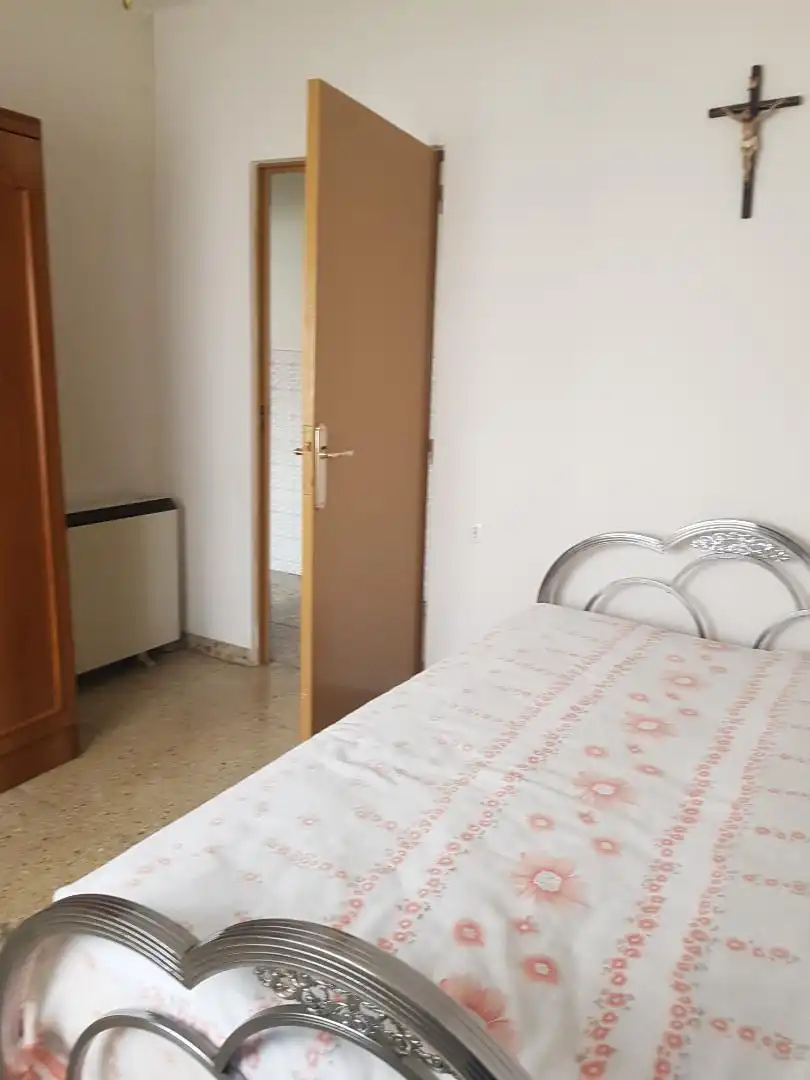 Habitación de Planta baja en venta en Macotera con Calefacción y Trastero