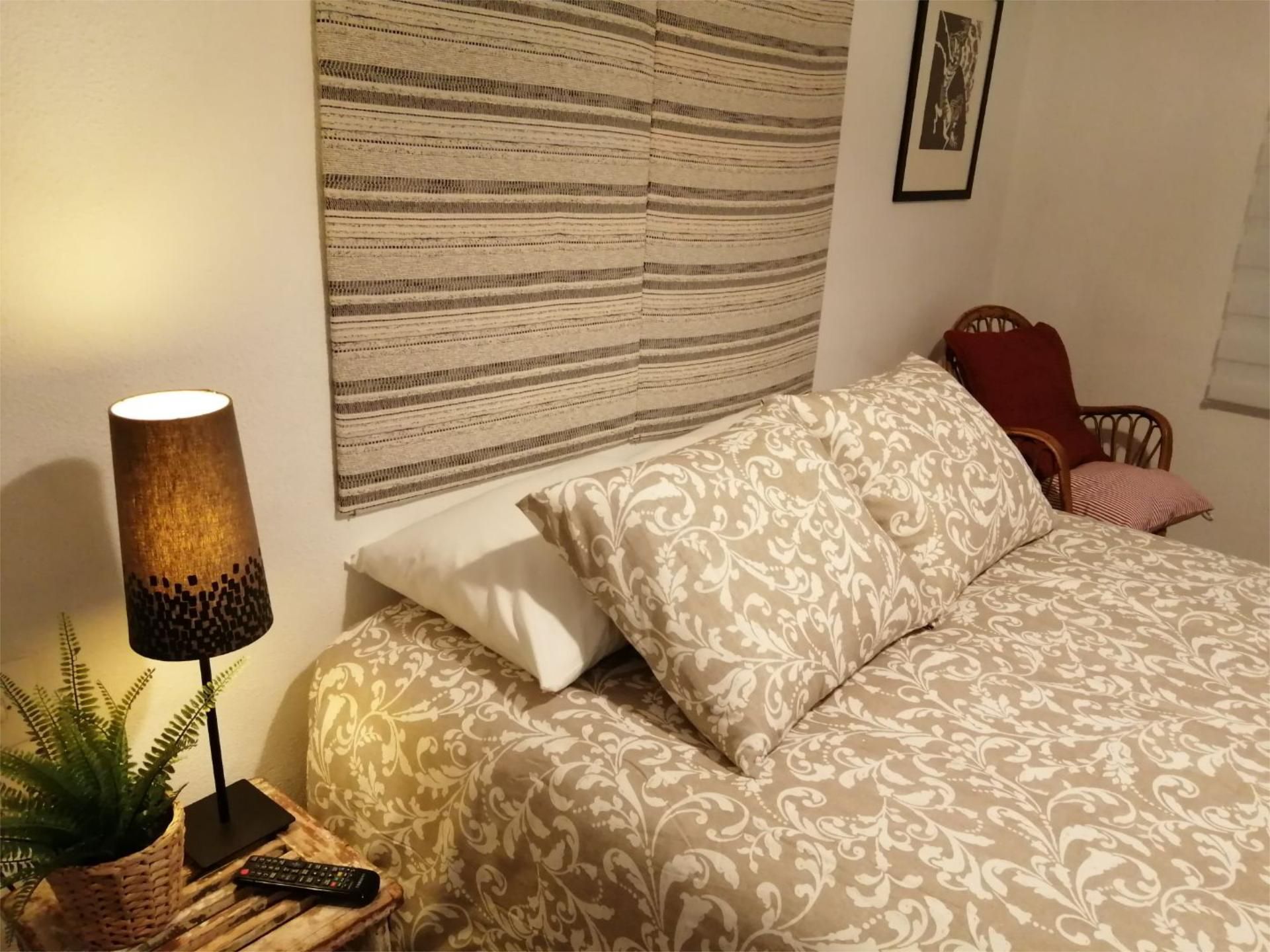 Pis per a compartir a Carrer de Viladrosa, 130, Verdum Dormitori de Pis per a compartir en Barcelona Capital amb Calefacció i Moblat