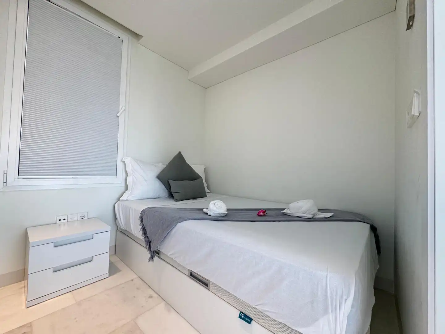 Piso de alquiler en Avenida San Bartolome Tir, 20, Los Arenales del Sol Habitación de Piso de alquiler en Elche / Elx con Aire acondicionado, Calefacción y Amueblado