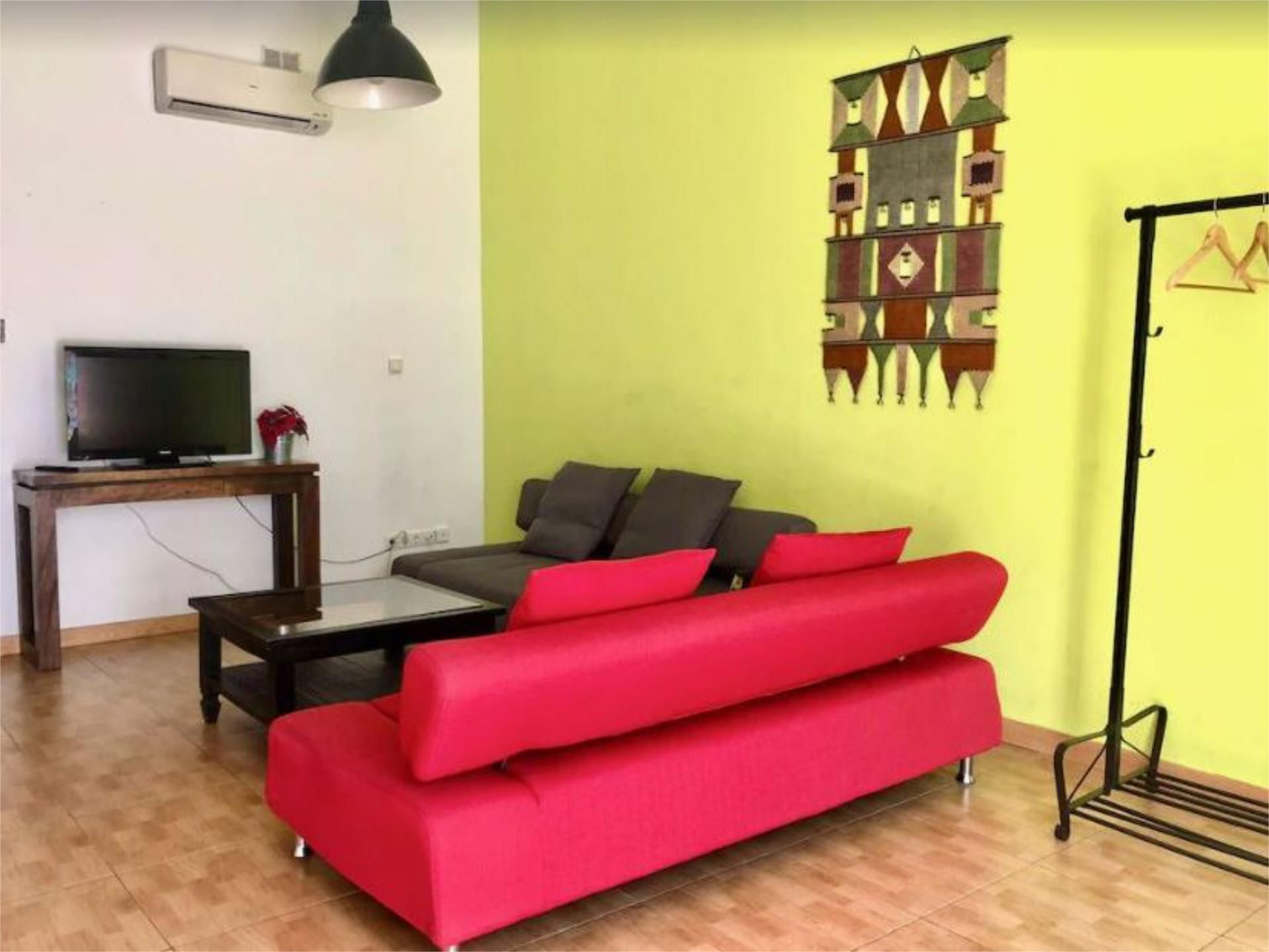 Apartament de lloguer a Avinguda Meridiana, 109, El Clot Sala d'estar de Apartament de lloguer en Barcelona Capital amb Aire condicionat, Calefacció i Parquet