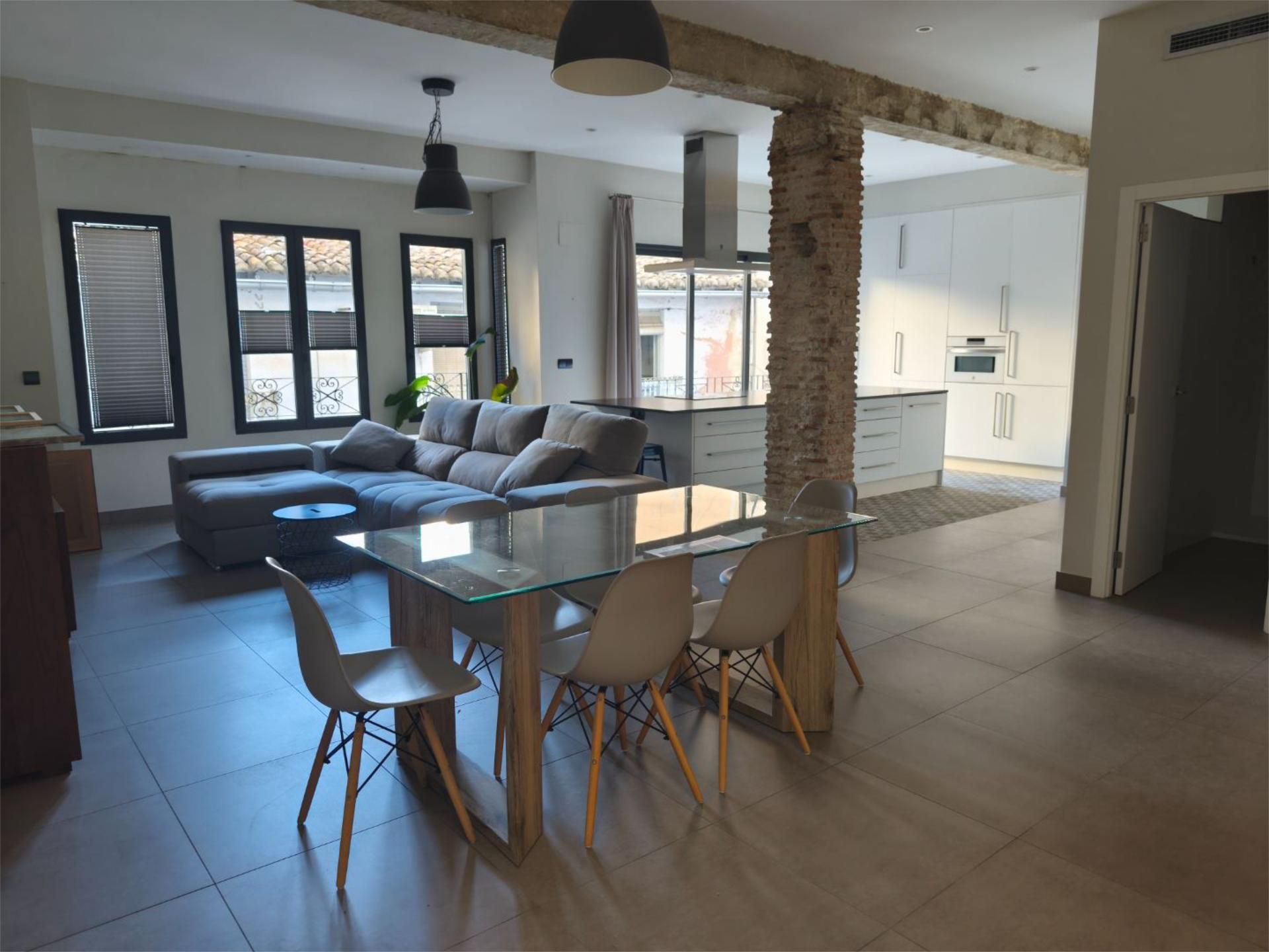 Pis de lloguer a Carrer Puríssima, 5, Centro Histórico Sala d'estar de Pis de lloguer en Gandia amb Aire condicionat, Calefacció i Moblat