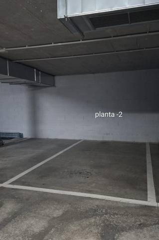 Garaje en Alquiler en Calle Estrella Regulo, 6 en Pino Montano - Consolación