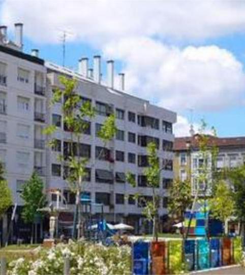 Foto 2 de Apartament de lloguer a Ensanche, Vitoria - Gasteiz