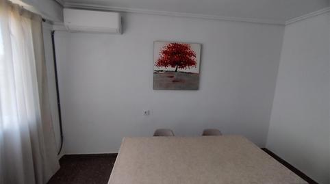 Piso de alquiler en Avenida Castilla, 6, Cheste, Valencia - imagen 2 Foto 2 de Piso de alquiler en Avenida Castilla, 6, Cheste, Valencia