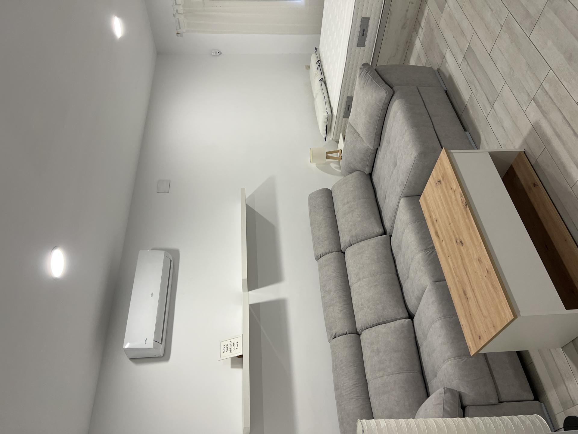 Study to rent in Calle de las Fraguas, 9, Casco Histórico de Barajas Living room of Study to rent in Madrid Capital with Air Conditioner, Heating and Furnished