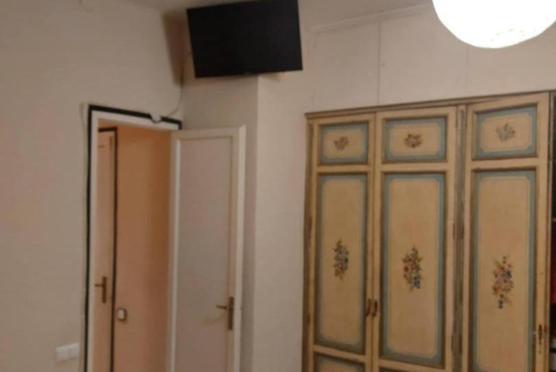 Flat to share in Carrer del Marquès de Cornellà, 58, Centre, Barcelona - image 1 Photo 1 of Flat to share in Carrer del Marquès de Cornellà, 58, Centre, Barcelona