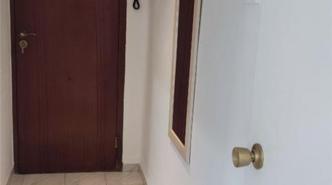 Flat for sale in Avenida de Ramón y Cajal, 8, El Plantinar – Avda. La Paz - El Juncal, Sevilla - image 3 Photo 3 of Flat for sale in Avenida de Ramón y Cajal, 8, El Plantinar – Avda. La Paz - El Juncal, Sevilla